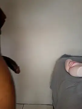 Snapshot of Mad1a chatting on March 15, 7:26 am Mad1a online show from March 15, 7:26 am