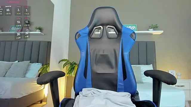 alessia leroy online show from April 16, 8:20 pm