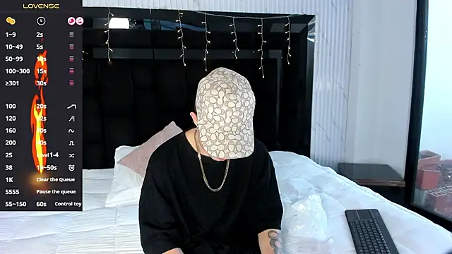 marcuscollins1  online show from February 28, 1:55 pm