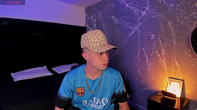 marcuscollins1  online show from October 26, 12:16 pm