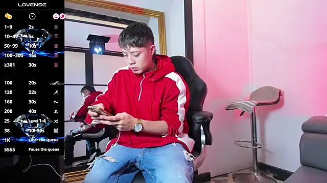 marcuscollins1  online show from September 12, 12:27 pm