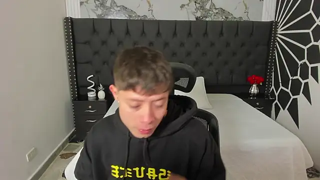 marcuscollins1  online show from March 13, 12:10 pm