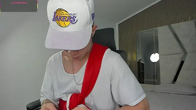 marcuscollins1  online show from December 22, 2:50 pm