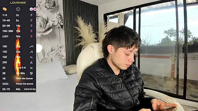 marcuscollins1  online show from February 10, 12:37 pm