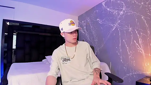 marcuscollins1  online show from October 18, 1:35 pm