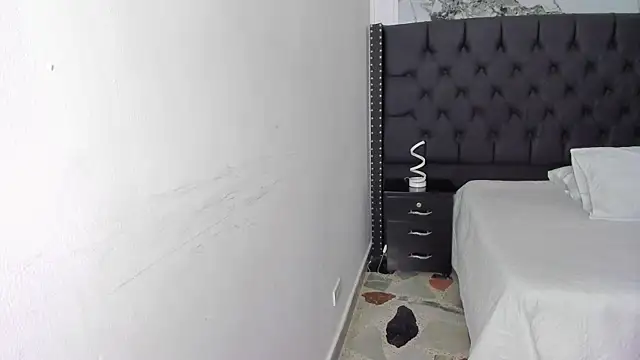 marcuscollins1  online show from February 26, 12:38 pm