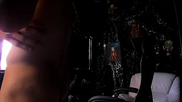 marcuscollins1  online show from February 18, 5:53 pm