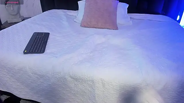 marcuscollins1  online show from March 2, 1:07 pm