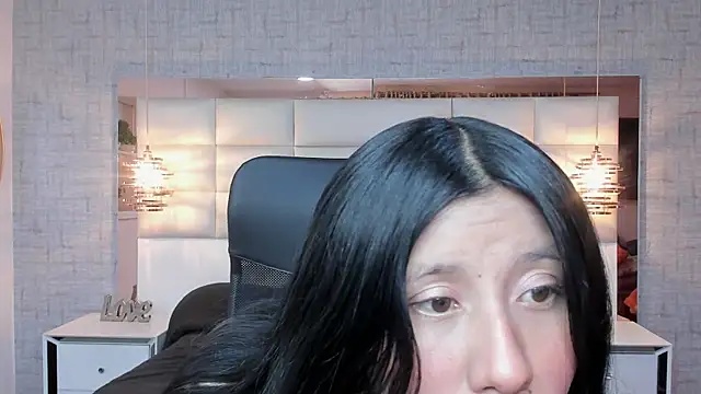 Snapshot of Nohemi_louse chatting on November 12, 7:07 pm Nohemi louse online show from November 12, 7:07 pm