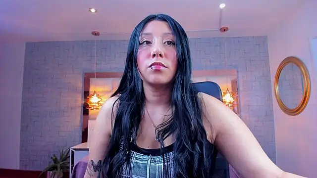 Snapshot of Nohemi_louse chatting on July 12, 7:15 pm Nohemi louse online show from July 12, 7:15 pm