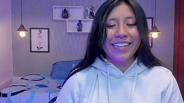 Nohemi louse online show from February 25, 7:49 pm
