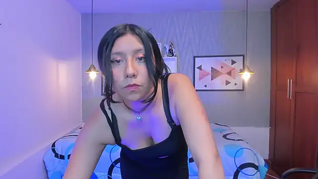 Nohemi louse online show from March 13, 1:43 am