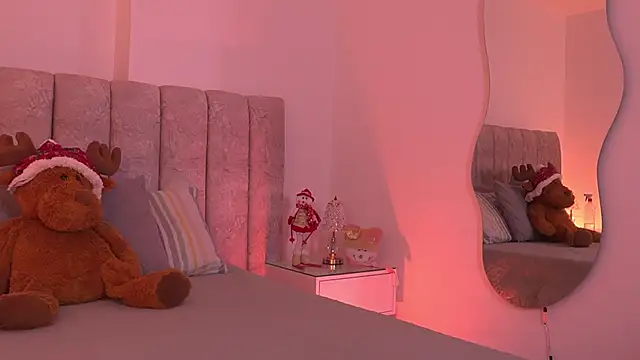 sara lopee1 online show from December 18, 11:58 am