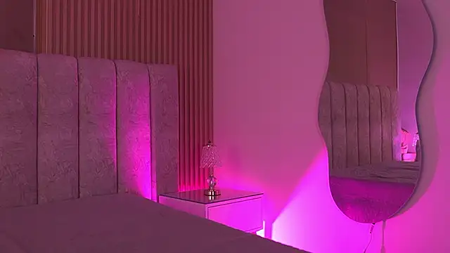 sara lopee1 online show from February 10, 11:53 am