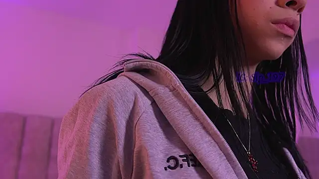 sara lopee1 online show from January 15, 11:57 am