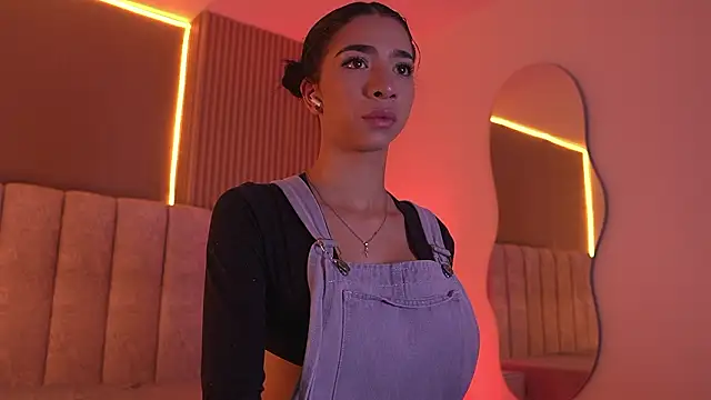 sara lopee1 online show from February 26, 11:54 am