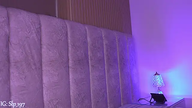 sara lopee1 online show from April 10, 12:01 pm