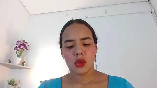 Snapshot of Roxy_Stonee chatting on September 11, 7:36 pm Roxy Stonee online show from September 11, 7:36 pm