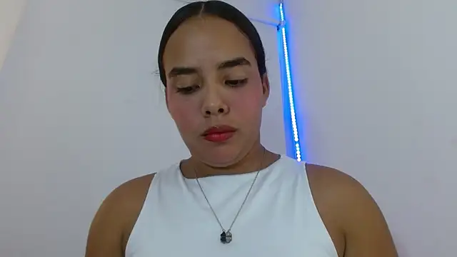 Snapshot of Roxy_Stonee chatting on September 24, 8:15 pm Roxy Stonee online show from September 24, 8:15 pm