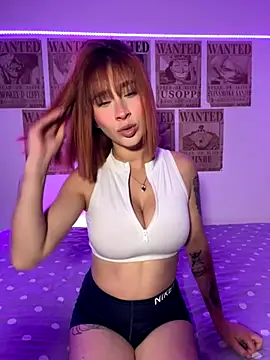 Snapshot of chloe_rockss_ chatting on September 17, 10:23 pm chloe rockss online show from September 17, 10:23 pm