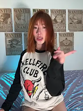 chloe rockss  online show from November 6, 10:14 pm