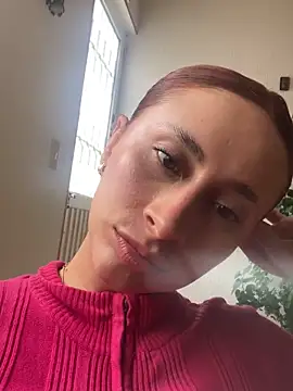 chloe rockss  online show from February 1, 7:45 pm