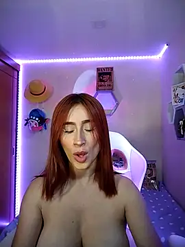 Snapshot of chloe_rockss_ chatting on March 12, 6:43 pm chloe rockss online show from March 12, 6:43 pm