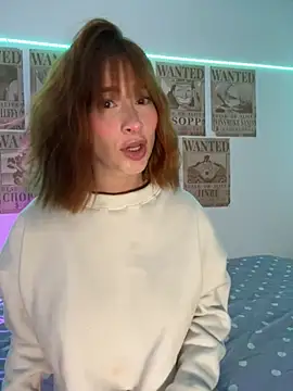 Snapshot of chloe_rockss_ chatting on October 7, 9:05 pm chloe rockss online show from October 7, 9:05 pm