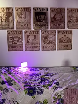 chloe rockss  online show from November 13, 9:30 pm