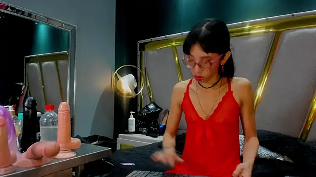 Mara Gonzalez online show from March 1, 1:11 pm