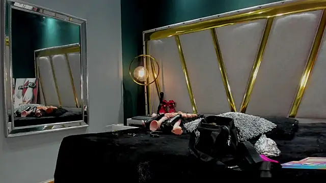 Mara Gonzalez online show from October 21, 11:20 am