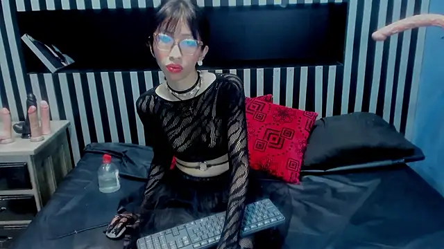 Mara Gonzalez online show from October 15, 1:52 pm