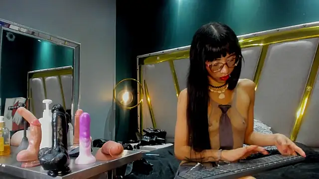 Mara Gonzalez online show from February 13, 12:05 pm