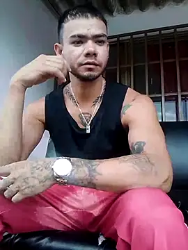 Niick01  online show from April 13, 5:39 pm