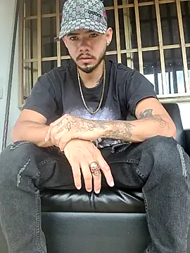 Niick01  online show from October 22, 6:18 pm