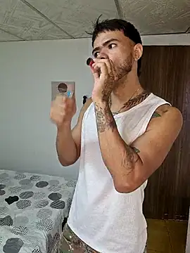 Niick01  online show from October 24, 6:07 pm