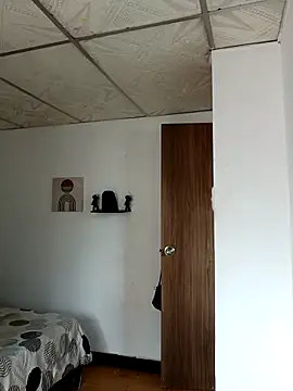 Niick01  online show from November 3, 6:00 pm