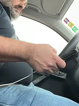 fuocovivo4 online show from February 11, 3:51 pm