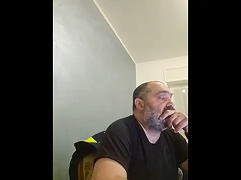 fuocovivo4 online show from April 3, 5:08 pm