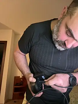 fuocovivo4 online show from February 18, 5:53 pm