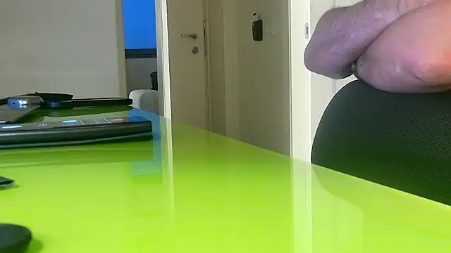 fuocovivo4 online show from March 5, 5:39 pm