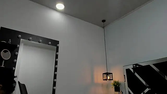 Snapshot of Annyrosee chatting on March 7, 2:46 am Annyrosee online show from March 7, 2:46 am