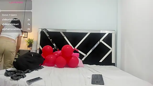Snapshot of Annyrosee chatting on March 1, 2:37 am Annyrosee online show from March 1, 2:37 am