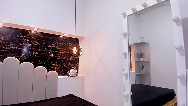 Annyrosee online show from February 28, 1:38 am