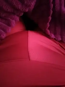 Snapshot of DayannaBronx chatting on March 13, 1:07 pm DayannaBronx online show from March 13, 1:07 pm