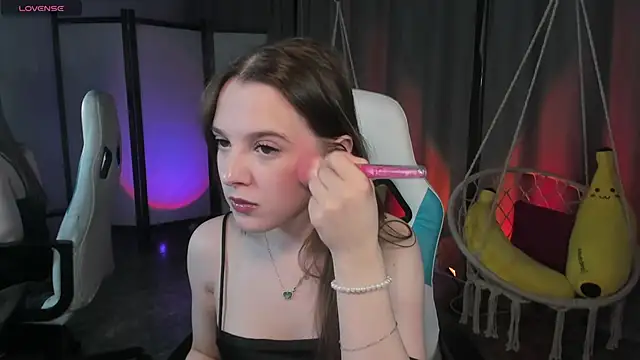 kaisajenner online show from February 7, 9:28 am