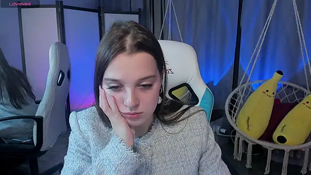 kaisajenner online show from November 28, 9:15 pm