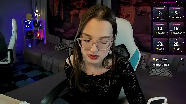 kaisajenner online show from March 4, 6:50 pm