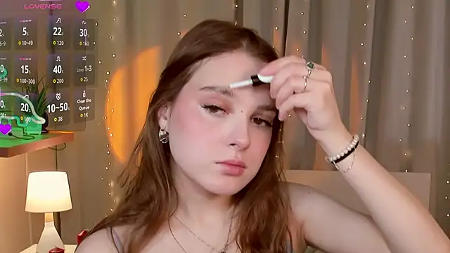 kaisajenner online show from February 24, 7:20 am