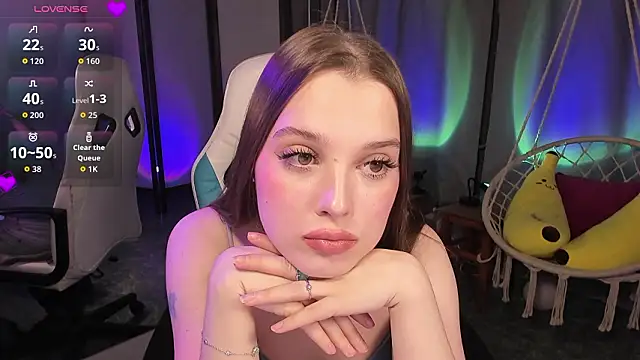 kaisajenner online show from March 25, 12:59 pm